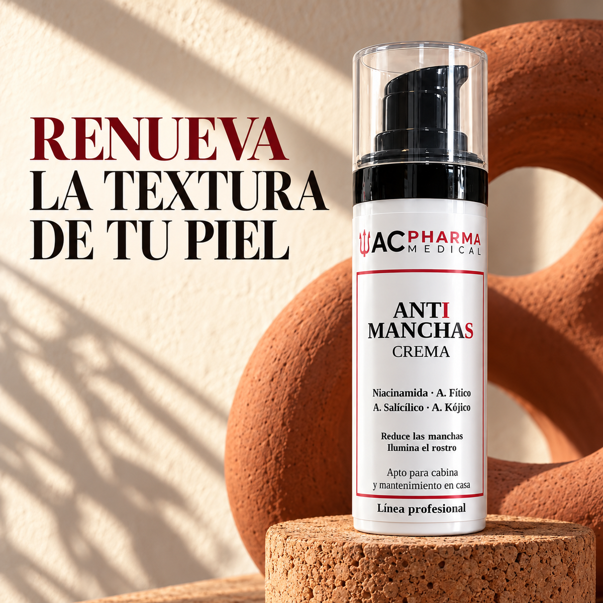 Crema antimanchas ACpharma Medical sobre corcho junto a una escultura de terracota